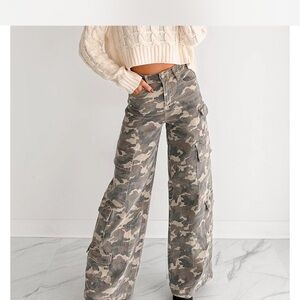 Hidden High Rise Camouflage Women Jeans